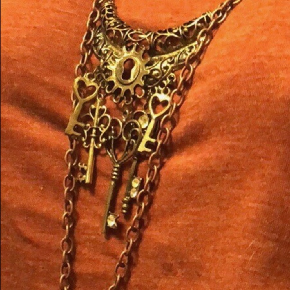 2 Steampunk necklaces